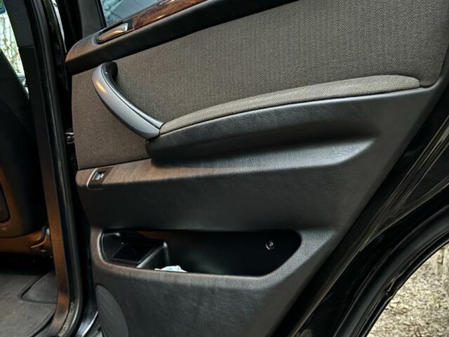 Черный БМВ Х5, объемом двигателя 3 л и пробегом 426 тыс. км за 6000 $, фото 13 на Automoto.ua