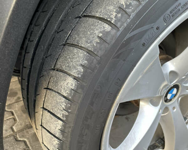 Черный БМВ Х5, объемом двигателя 4.8 л и пробегом 380 тыс. км за 6425 $, фото 5 на Automoto.ua