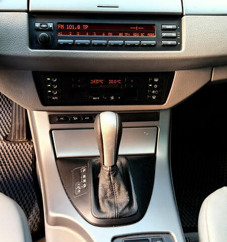 Черный БМВ Х5, объемом двигателя 3 л и пробегом 376 тыс. км за 11800 $, фото 14 на Automoto.ua