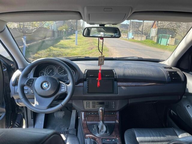 Черный БМВ Х5, объемом двигателя 3 л и пробегом 285 тыс. км за 10000 $, фото 5 на Automoto.ua