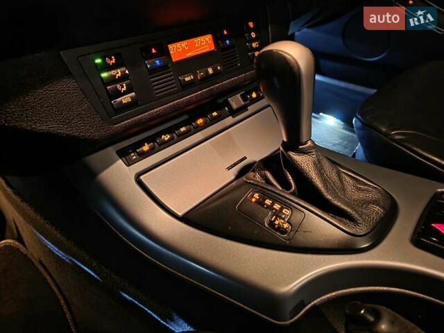 Черный БМВ Х5, объемом двигателя 4.4 л и пробегом 430 тыс. км за 6900 $, фото 2 на Automoto.ua