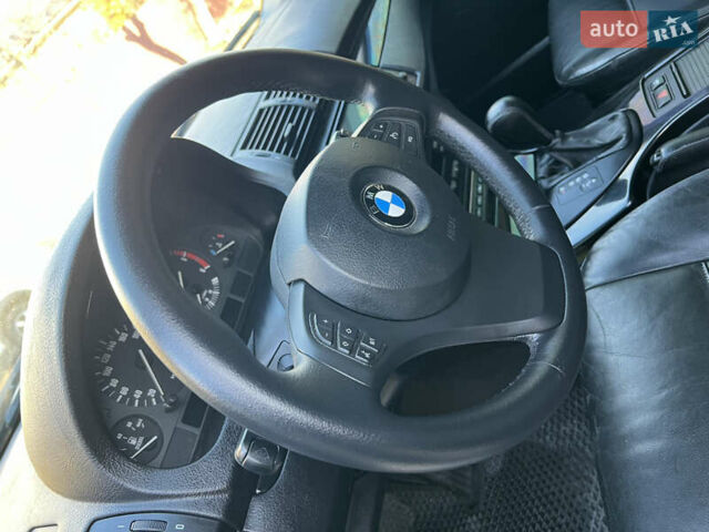 Черный БМВ Х5, объемом двигателя 2.99 л и пробегом 423 тыс. км за 10500 $, фото 19 на Automoto.ua