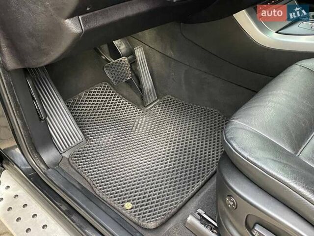 Черный БМВ Х5, объемом двигателя 3 л и пробегом 394 тыс. км за 11650 $, фото 29 на Automoto.ua