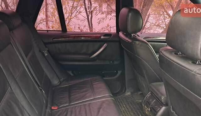 Черный БМВ Х5, объемом двигателя 3 л и пробегом 278 тыс. км за 7500 $, фото 16 на Automoto.ua