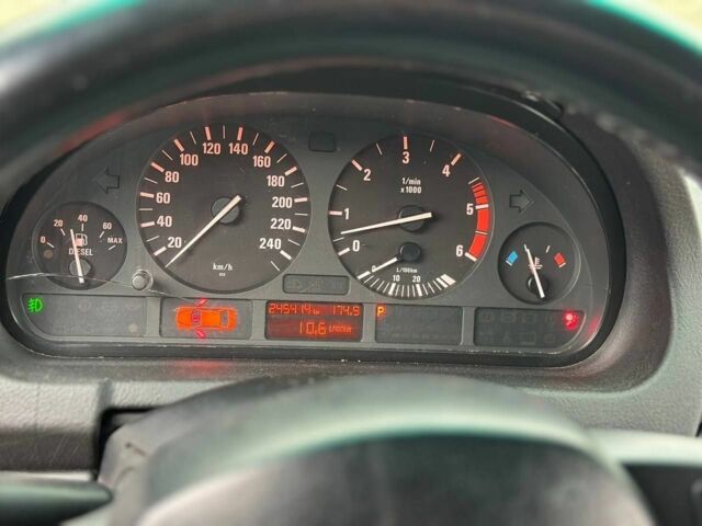 Черный БМВ Х5, объемом двигателя 3 л и пробегом 250 тыс. км за 12999 $, фото 14 на Automoto.ua