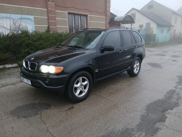 Чорний БМВ Х5, об'ємом двигуна 3 л та пробігом 260 тис. км за 4700 $, фото 1 на Automoto.ua