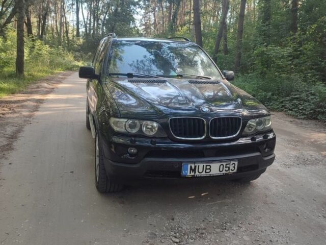 Черный БМВ Х5, объемом двигателя 3 л и пробегом 300 тыс. км за 5800 $, фото 1 на Automoto.ua
