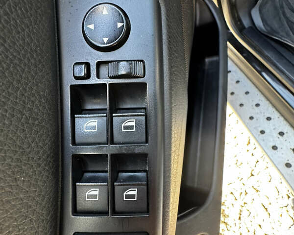 Чорний БМВ Х5, об'ємом двигуна 2.99 л та пробігом 306 тис. км за 12400 $, фото 27 на Automoto.ua