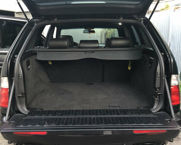 Чорний БМВ Х5, об'ємом двигуна 2.99 л та пробігом 300 тис. км за 12000 $, фото 7 на Automoto.ua