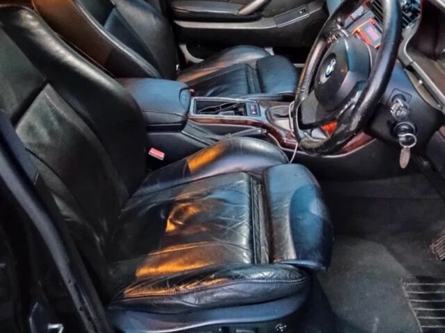 Чорний БМВ Х5, об'ємом двигуна 0 л та пробігом 230 тис. км за 4398 $, фото 7 на Automoto.ua