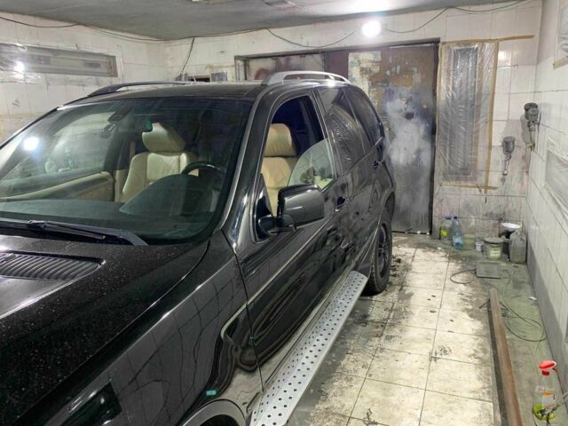 Черный БМВ Х5, объемом двигателя 3 л и пробегом 251 тыс. км за 7900 $, фото 9 на Automoto.ua