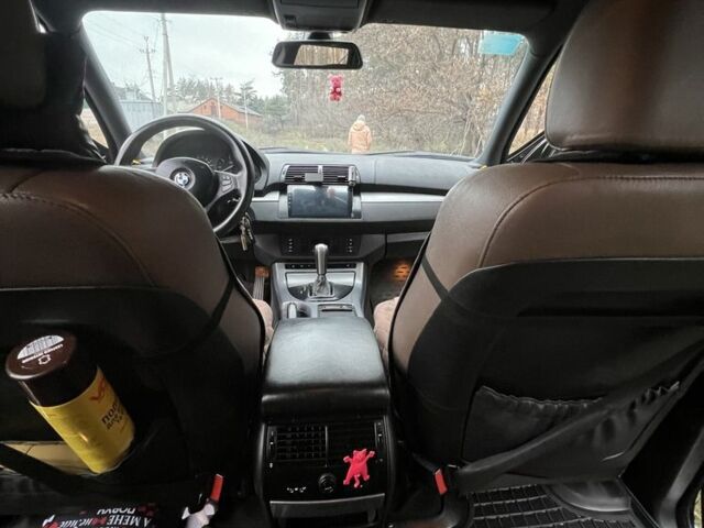 Черный БМВ Х5, объемом двигателя 3 л и пробегом 435 тыс. км за 12500 $, фото 16 на Automoto.ua