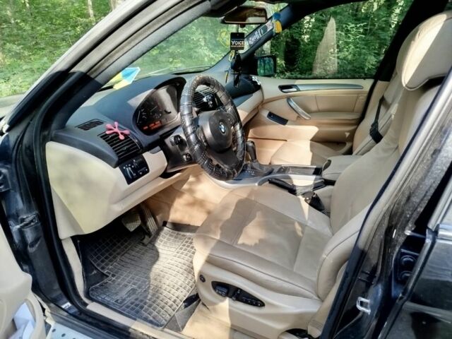 Черный БМВ Х5, объемом двигателя 3 л и пробегом 300 тыс. км за 5800 $, фото 3 на Automoto.ua