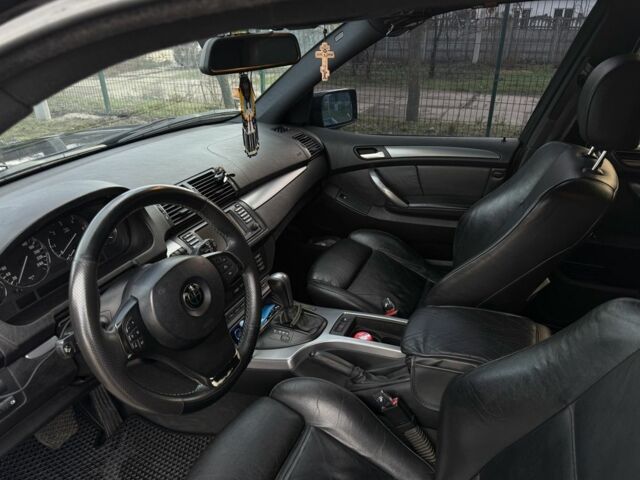 Черный БМВ Х5, объемом двигателя 3 л и пробегом 305 тыс. км за 10000 $, фото 7 на Automoto.ua