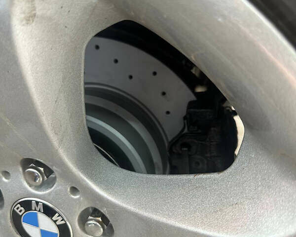 Черный БМВ Х5, объемом двигателя 2.99 л и пробегом 303 тыс. км за 13000 $, фото 13 на Automoto.ua