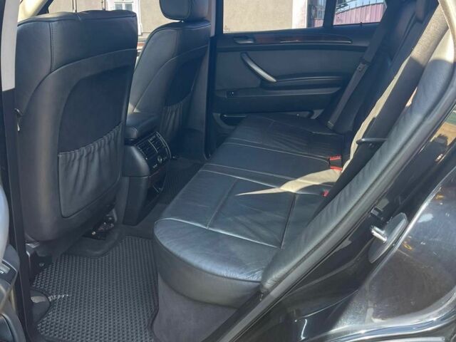 Черный БМВ Х5, объемом двигателя 3 л и пробегом 285 тыс. км за 10000 $, фото 9 на Automoto.ua