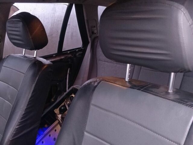 Черный БМВ Х5, объемом двигателя 3 л и пробегом 279 тыс. км за 3000 $, фото 3 на Automoto.ua