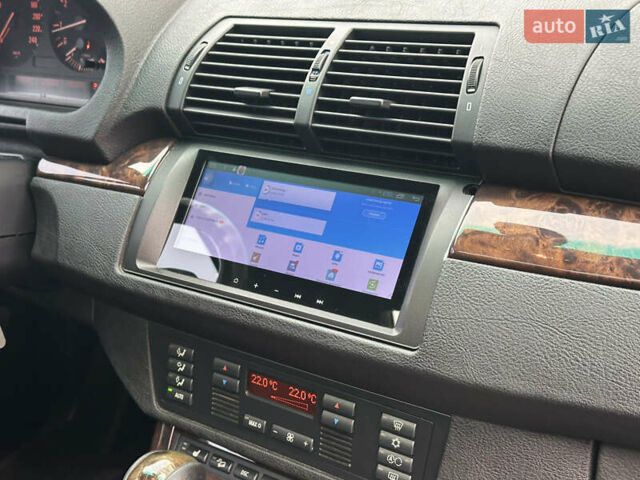 Черный БМВ Х5, объемом двигателя 4.4 л и пробегом 265 тыс. км за 10000 $, фото 21 на Automoto.ua