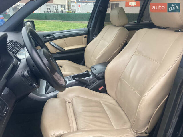 Черный БМВ Х5, объемом двигателя 3 л и пробегом 360 тыс. км за 6000 $, фото 9 на Automoto.ua