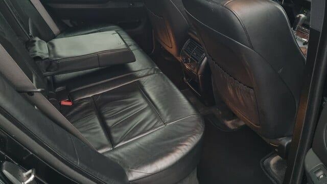 Чорний БМВ Х5, об'ємом двигуна 3 л та пробігом 270 тис. км за 3200 $, фото 7 на Automoto.ua