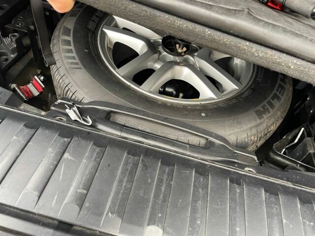 Черный БМВ Х5, объемом двигателя 3 л и пробегом 430 тыс. км за 7000 $, фото 8 на Automoto.ua