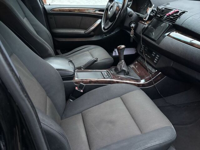 Черный БМВ Х5, объемом двигателя 3 л и пробегом 426 тыс. км за 6000 $, фото 9 на Automoto.ua