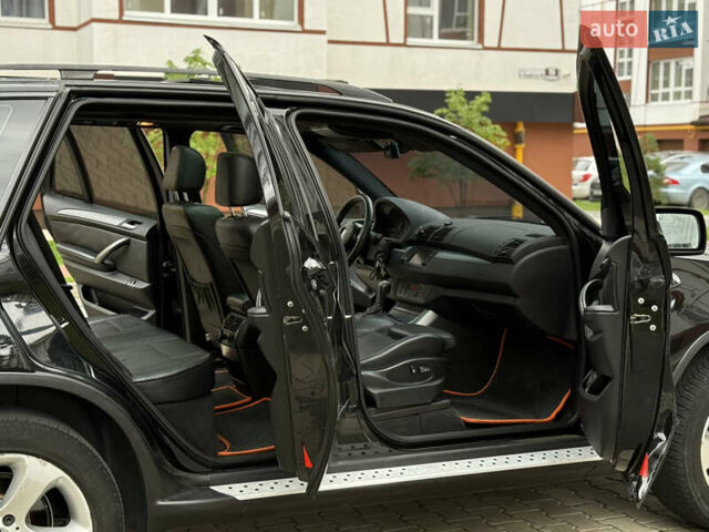 Чорний БМВ Х5, об'ємом двигуна 3 л та пробігом 350 тис. км за 11750 $, фото 25 на Automoto.ua