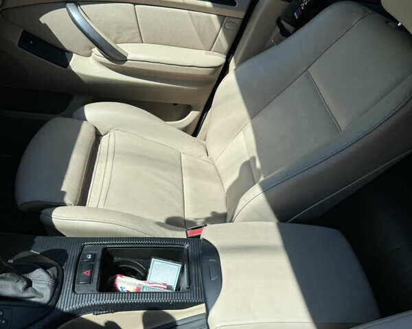 Черный БМВ Х5, объемом двигателя 2.99 л и пробегом 303 тыс. км за 13000 $, фото 21 на Automoto.ua