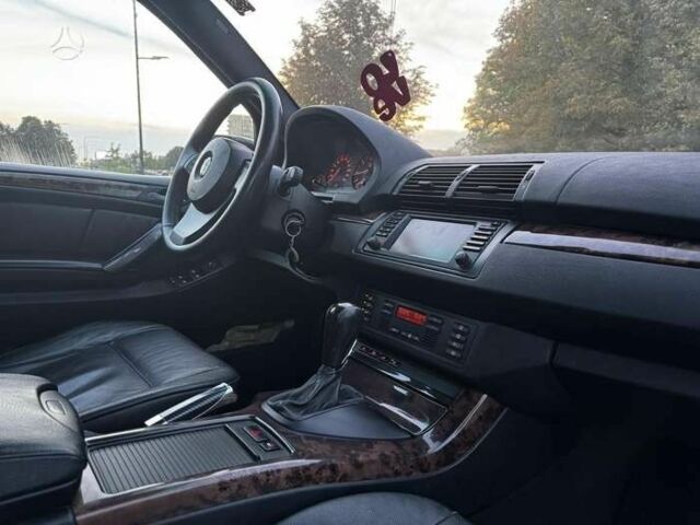 Черный БМВ Х5, объемом двигателя 0 л и пробегом 260 тыс. км за 2950 $, фото 14 на Automoto.ua