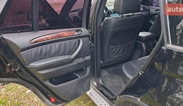 Черный БМВ Х5, объемом двигателя 3 л и пробегом 278 тыс. км за 7500 $, фото 28 на Automoto.ua