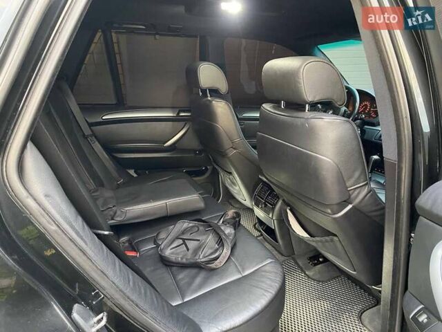 Черный БМВ Х5, объемом двигателя 3 л и пробегом 394 тыс. км за 11650 $, фото 37 на Automoto.ua