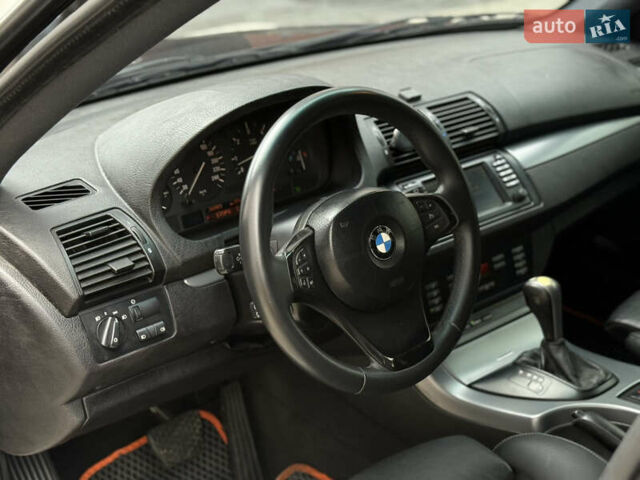 Чорний БМВ Х5, об'ємом двигуна 3 л та пробігом 350 тис. км за 11750 $, фото 31 на Automoto.ua