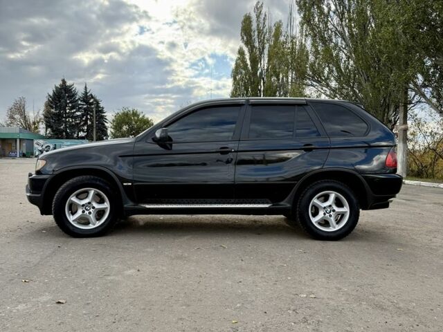 Черный БМВ Х5, объемом двигателя 0 л и пробегом 405 тыс. км за 5000 $, фото 1 на Automoto.ua