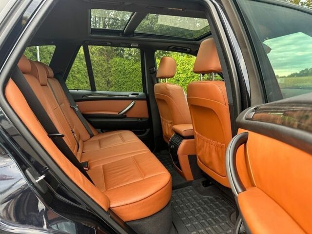 Чорний БМВ Х5, об'ємом двигуна 0 л та пробігом 200 тис. км за 2400 $, фото 6 на Automoto.ua