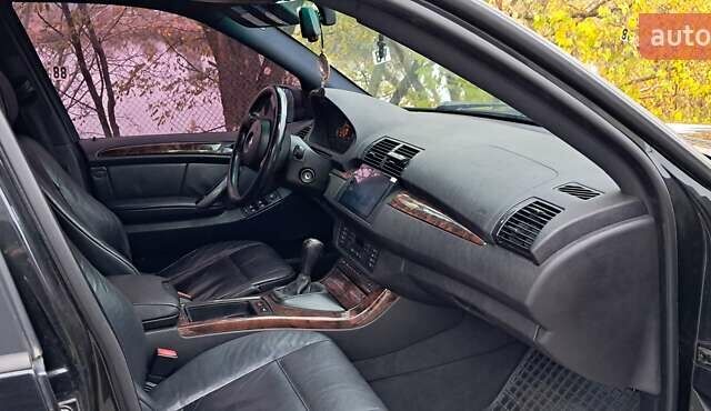 Черный БМВ Х5, объемом двигателя 3 л и пробегом 278 тыс. км за 7500 $, фото 18 на Automoto.ua