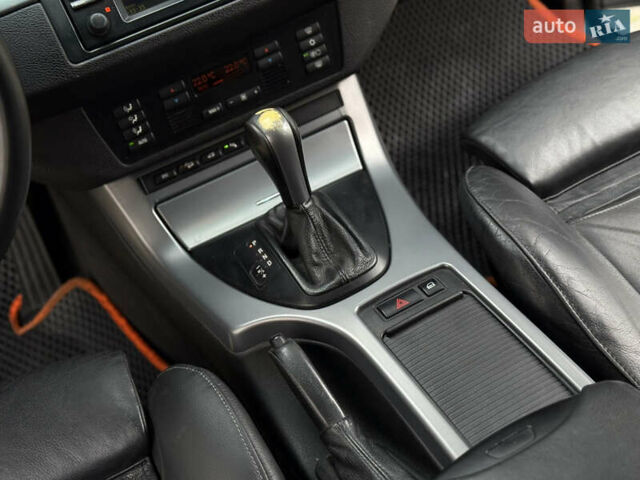 Чорний БМВ Х5, об'ємом двигуна 3 л та пробігом 350 тис. км за 11750 $, фото 52 на Automoto.ua