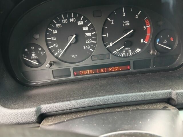 Чорний БМВ Х5, об'ємом двигуна 3 л та пробігом 260 тис. км за 4700 $, фото 13 на Automoto.ua