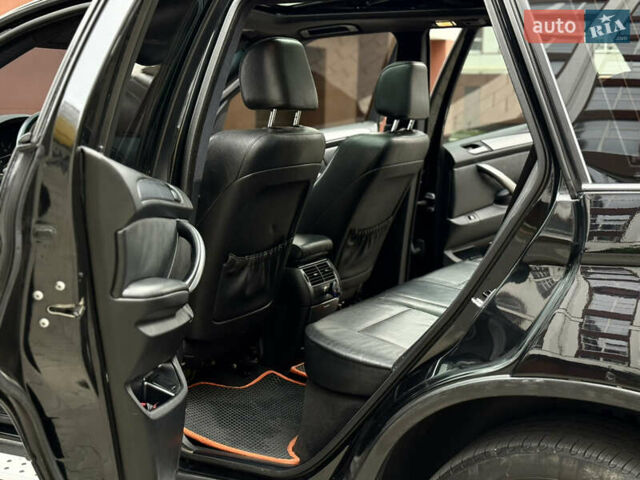 Чорний БМВ Х5, об'ємом двигуна 3 л та пробігом 350 тис. км за 11750 $, фото 24 на Automoto.ua