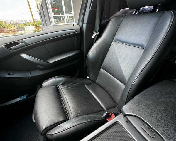 Чорний БМВ Х5, об'ємом двигуна 2.99 л та пробігом 306 тис. км за 12400 $, фото 21 на Automoto.ua