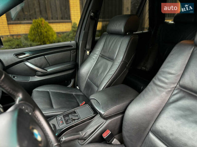 Чорний БМВ Х5, об'ємом двигуна 3 л та пробігом 375 тис. км за 13500 $, фото 84 на Automoto.ua