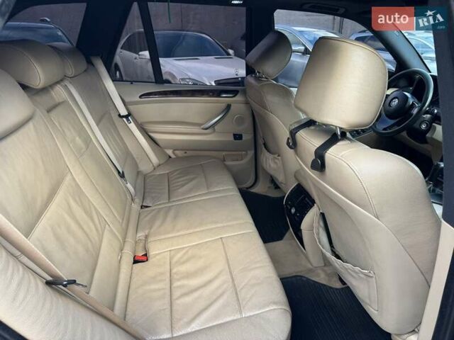 Чорний БМВ Х5, об'ємом двигуна 2.99 л та пробігом 385 тис. км за 11900 $, фото 35 на Automoto.ua