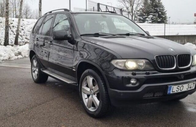 Черный БМВ Х5, объемом двигателя 3 л и пробегом 270 тыс. км за 2130 $, фото 1 на Automoto.ua