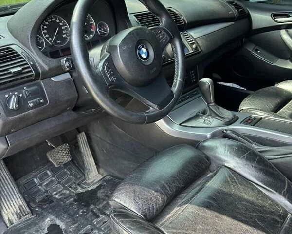 Черный БМВ Х5, объемом двигателя 3 л и пробегом 330 тыс. км за 9200 $, фото 10 на Automoto.ua