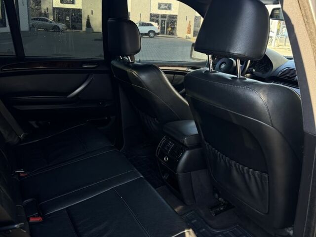 Черный БМВ Х5, объемом двигателя 3 л и пробегом 365 тыс. км за 10950 $, фото 4 на Automoto.ua