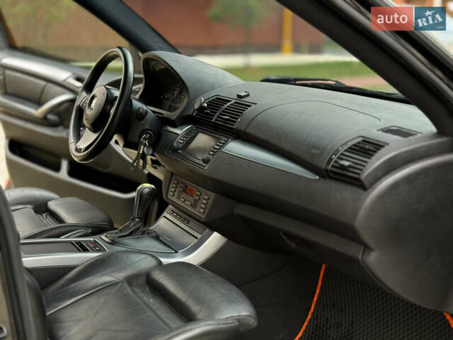 Чорний БМВ Х5, об'ємом двигуна 3 л та пробігом 350 тис. км за 11750 $, фото 40 на Automoto.ua