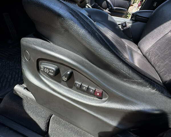 Чорний БМВ Х5, об'ємом двигуна 2.99 л та пробігом 306 тис. км за 12400 $, фото 26 на Automoto.ua