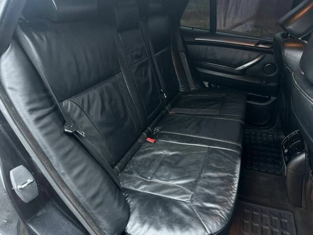 Черный БМВ Х5, объемом двигателя 3 л и пробегом 390 тыс. км за 5700 $, фото 17 на Automoto.ua