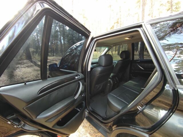 Черный БМВ Х5, объемом двигателя 3 л и пробегом 350 тыс. км за 5500 $, фото 13 на Automoto.ua