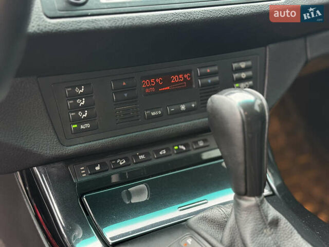 Чорний БМВ Х5, об'ємом двигуна 3 л та пробігом 375 тис. км за 13500 $, фото 87 на Automoto.ua