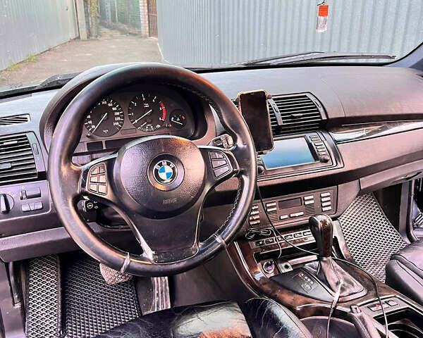 Чорний БМВ Х5, об'ємом двигуна 2.99 л та пробігом 300 тис. км за 12000 $, фото 9 на Automoto.ua